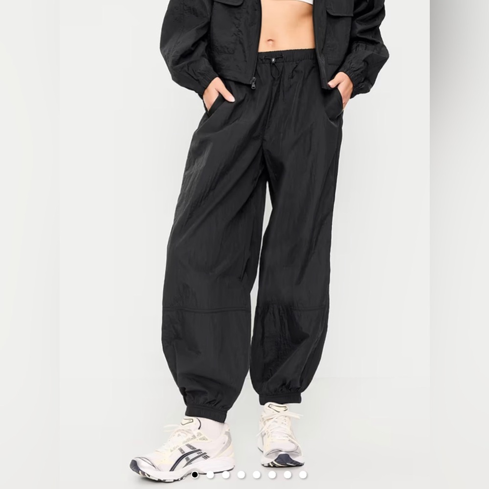 Old navy Pull-On Windbreaker Parachute Pants size S